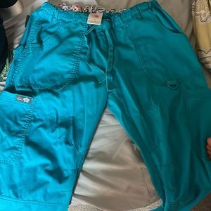 Koi blue teal scrub set!